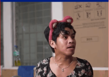 2809005Babae Nagpanggap na Lalake para Masundan ang Ex Boyfriend na Isa Palang Bakla!_part2