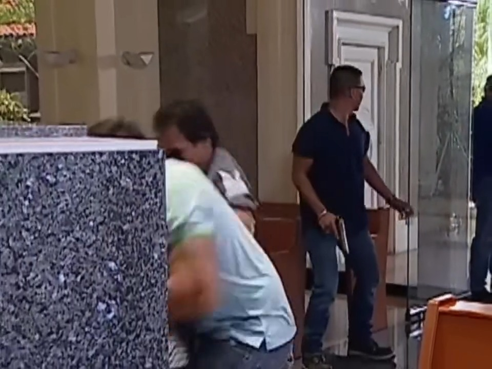 V3012041 Video 181744441680331 part2